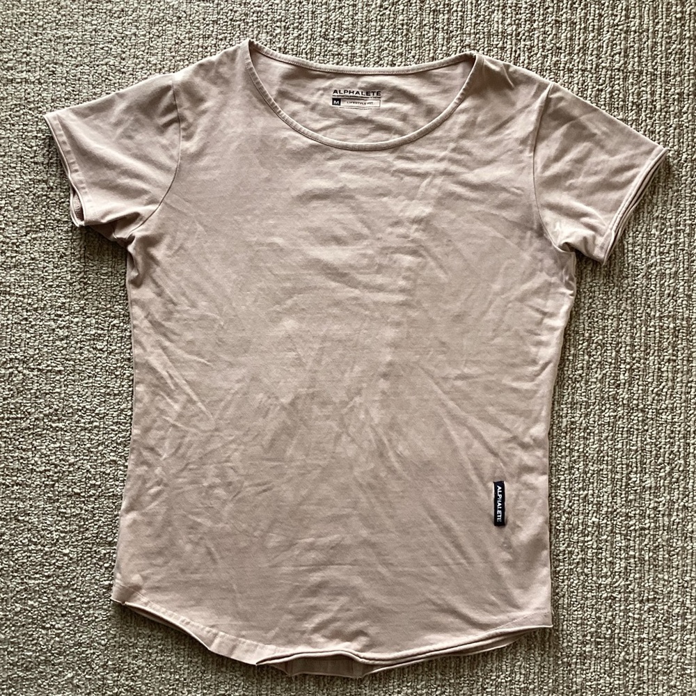 Alphalete T-shirt